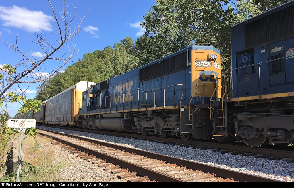 CSX 8540 runs third